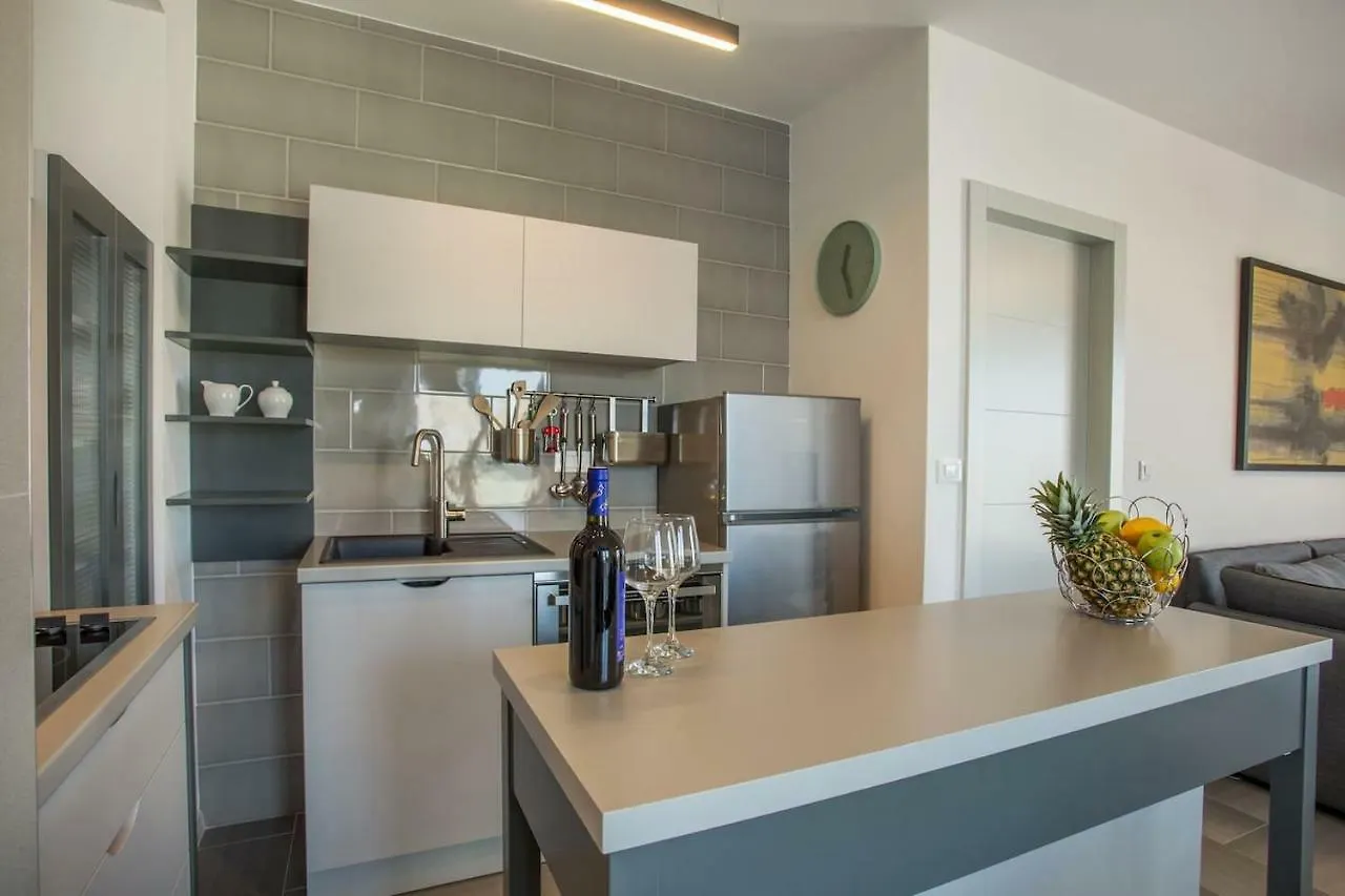 Luxury Apartment Marjan - Black Split 0*,